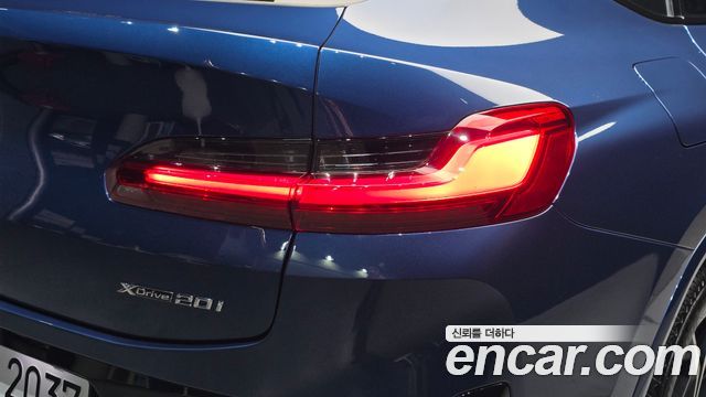 BMW X4 2023 — photo 9