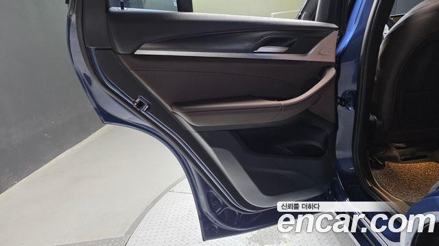 BMW X4 2023 — photo 15