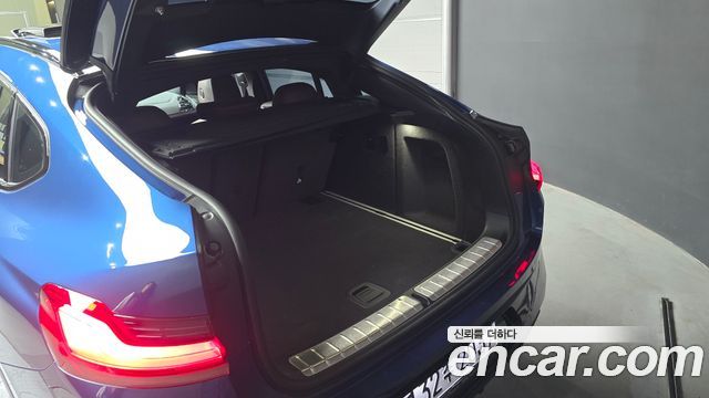 BMW X4 2023 — photo 32