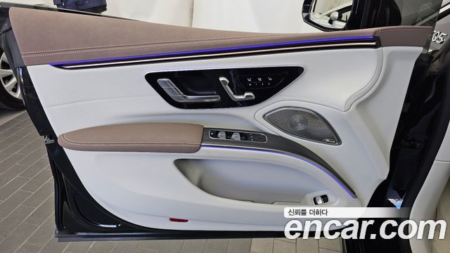 Mercedes-Benz EQS 2022 — photo 14