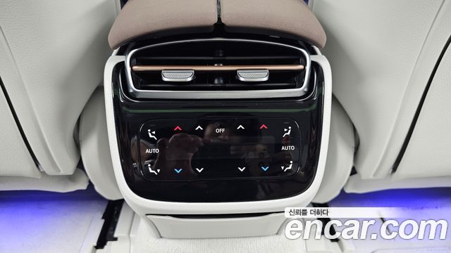 Mercedes-Benz EQS 2022 — photo 35