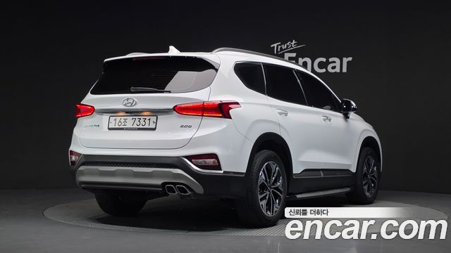 Hyundai Santafe 2019 — photo 2