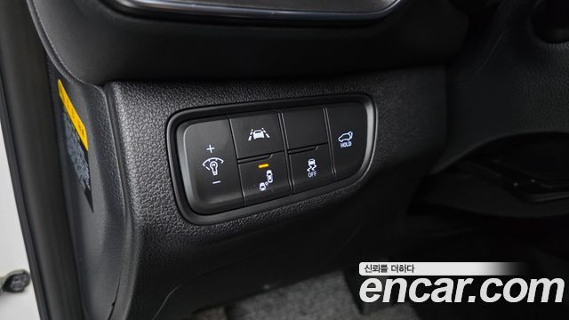 Hyundai Santafe 2019 — photo 12