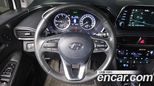 Hyundai Santafe 2019 — photo 13