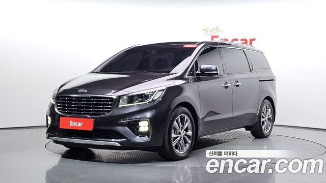 Kia Canival 2019 — photo 33