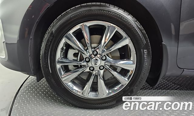 Kia Canival 2019 — photo 5