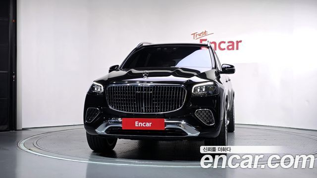 Mercedes-Benz GLS-Class 2025 — photo 3