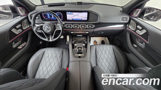 Mercedes-Benz GLS-Class 2025 — photo 7