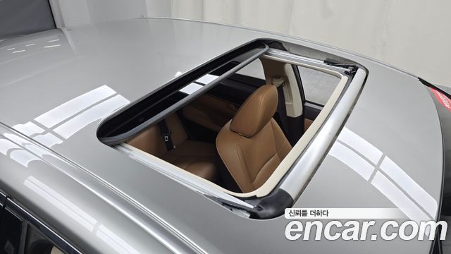 Lexus ES 2017 — photo 25