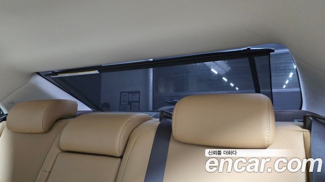 Lexus ES 2017 — photo 27