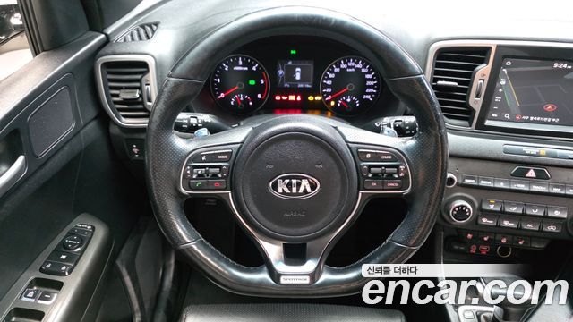 Kia Sportage 2018 — photo 19
