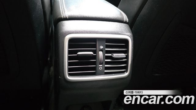 Kia Sportage 2018 — photo 31