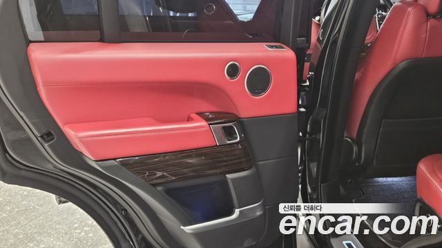 Land Rover Range Rover 2016 — photo 13