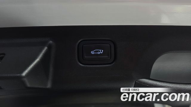 Hyundai Kona 2023 — photo 20