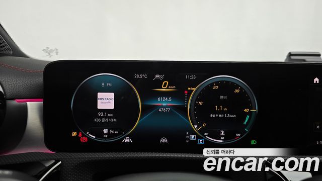 Mercedes-Benz CLA-Class 2023 — photo 11
