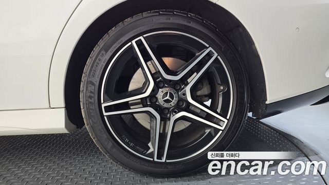 Mercedes-Benz CLA-Class 2023 — photo 7