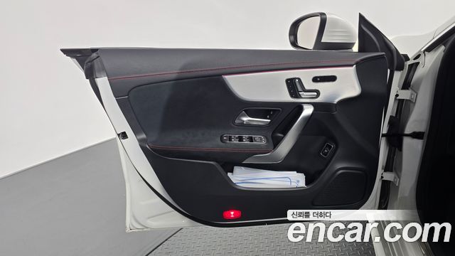 Mercedes-Benz CLA-Class 2023 — photo 14