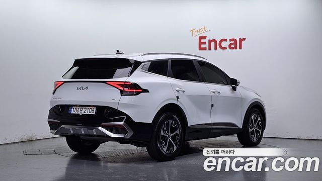 Kia Sportage 2023 — photo 2