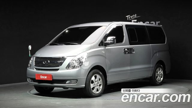 Hyundai Starex 2015 — photo 1