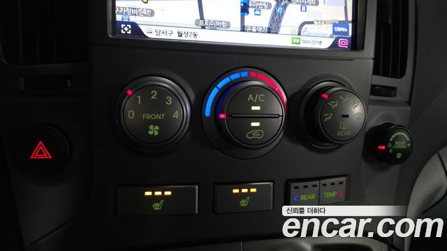 Hyundai Starex 2015 — photo 18