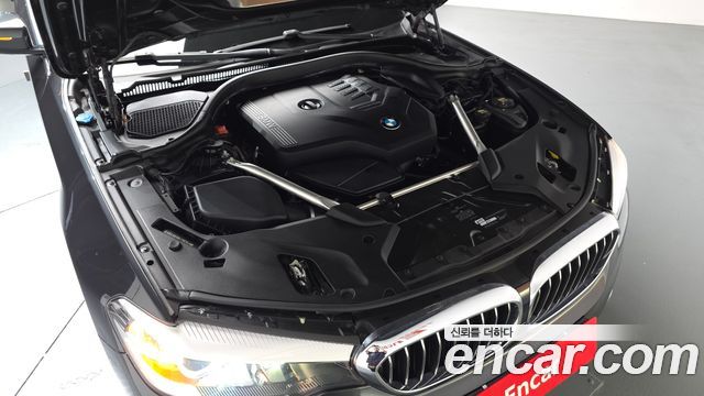 BMW 5-Series 2020 — photo 6