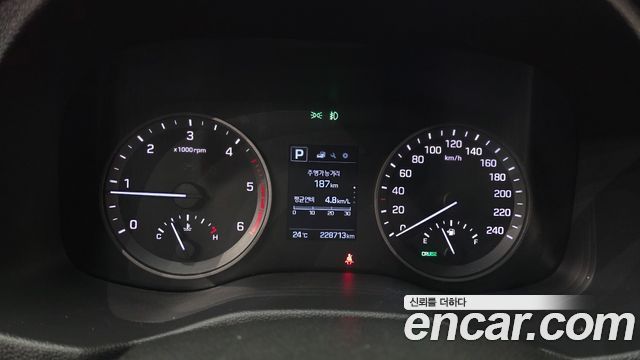 Hyundai Tucson 2016 — photo 8
