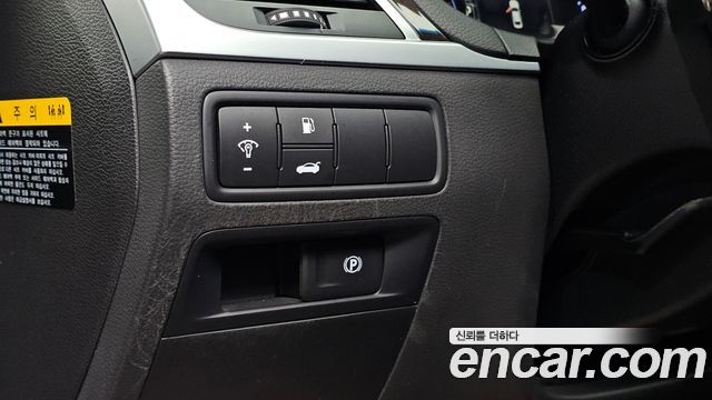 Hyundai Genesis 2016 — photo 14