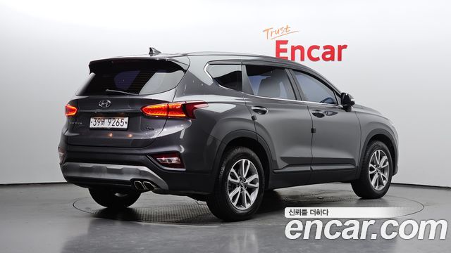 Hyundai Santafe 2019 — photo 2