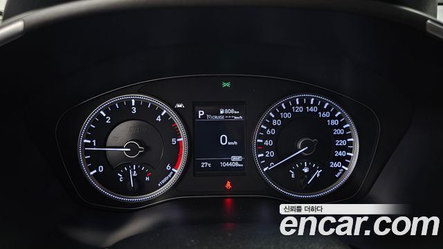 Hyundai Santafe 2019 — photo 11