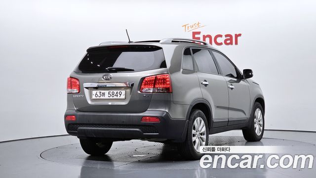 Kia Sorento 2010 — photo 2