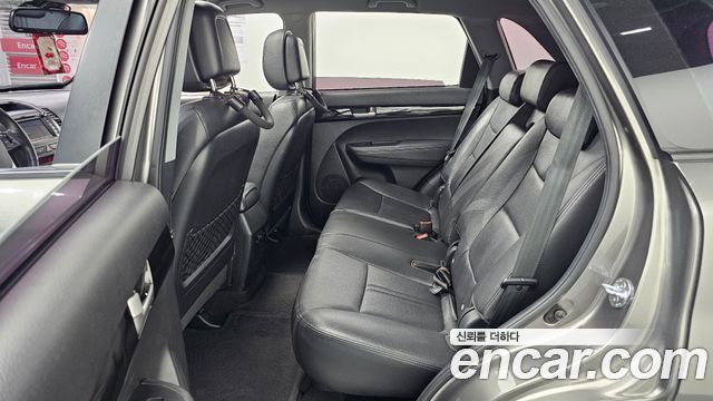 Kia Sorento 2010 — photo 12