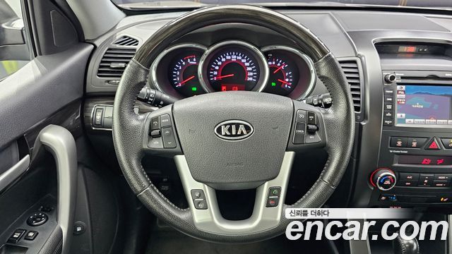 Kia Sorento 2010 — photo 13