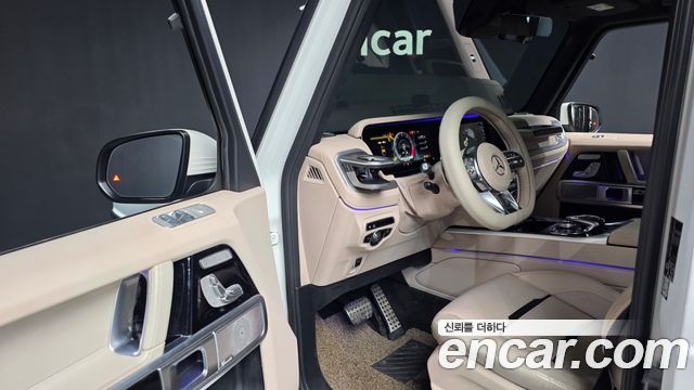 Mercedes-Benz G-Class 2021 — photo 10