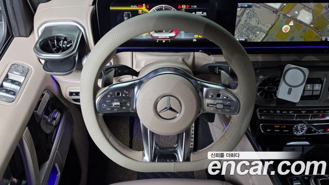 Mercedes-Benz G-Class 2021 — photo 13