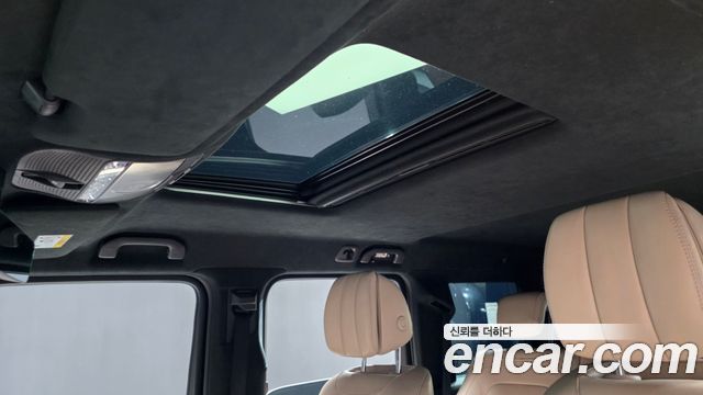 Mercedes-Benz G-Class 2021 — photo 18