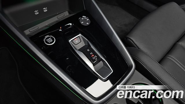 Audi A3 2025 — photo 12