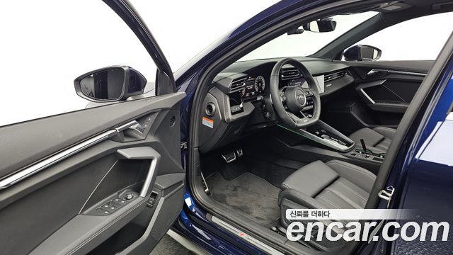 Audi A3 2025 — photo 13