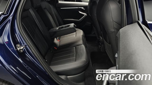 Audi A3 2025 — photo 17