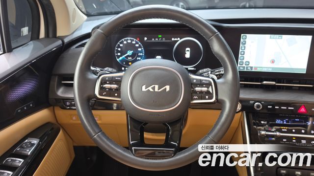Kia Canival 2023 — photo 13