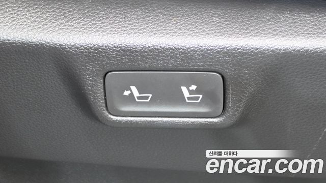 Kia Canival 2023 — photo 18