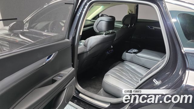 Genesis G80 2022 — photo 11