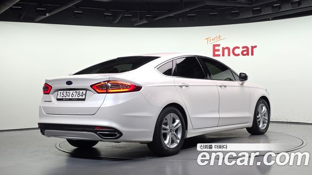 Ford Mondeo 2016 — photo 2
