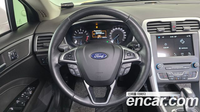 Ford Mondeo 2016 — photo 13