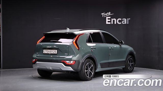 Kia Niro 2022 — photo 2