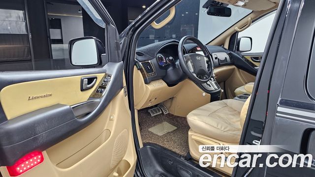 Hyundai Starex 2012 — photo 10