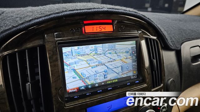 Hyundai Starex 2012 — photo 15