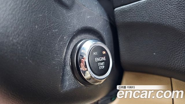 Hyundai Starex 2012 — photo 19
