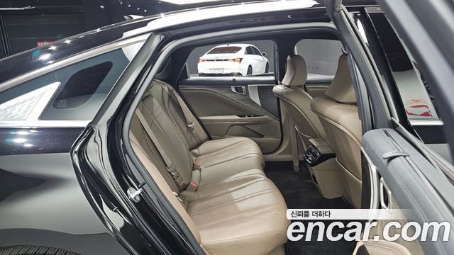 Kia K8 2023 — photo 17