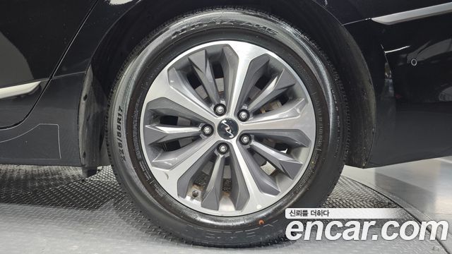 Kia K8 2023 — photo 7