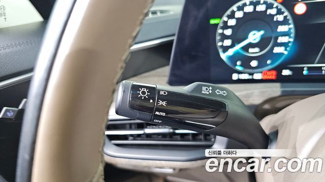Kia K8 2023 — photo 30